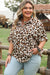 Camisa abotonada de manga corta con estampado de leopardo de talla grande de talla grande