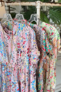 Top per babydoll a manica a manica a rotatura floreale rosa