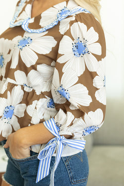 Marrom Floral Printed Tired Tire Sleeve Collared V Neck Blouse