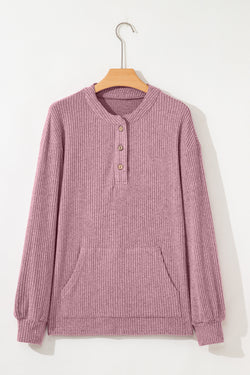 Top de punto henley con hombros caídos y textura de canalé rosa
