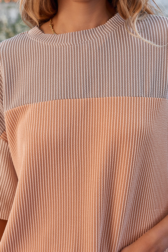 Flitte laterali a costine a costine di colore rosa Top a mezza manica