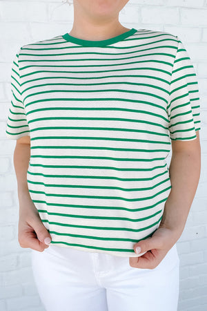 Stripe verte plus taille St Patricks T-shirt rond de jour