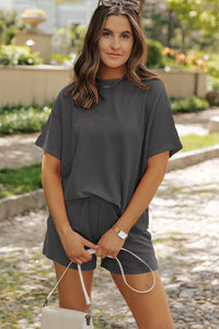 T-shirt et shorts en tricot en tricot texturé en carbone gris gris en carbone