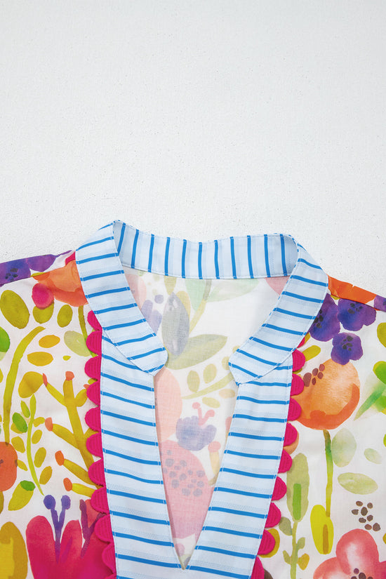 Vestido con cuello en V y patchwork a rayas con ribete Ricrac y estampado floral brillante rosa