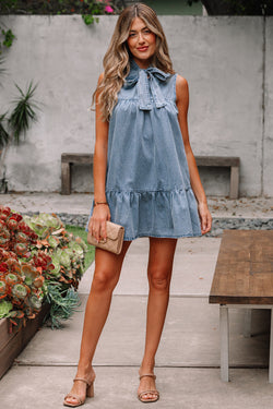 Beau Blue Bowknot Neck sin mangas con volantes Vestido de chambray