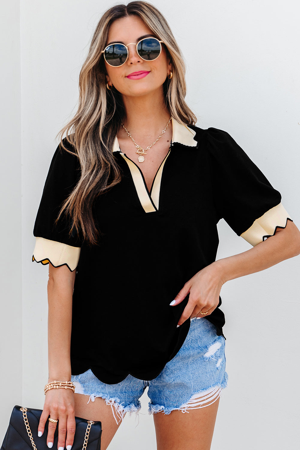 Black Color Contrast Collared V Blusa de manga de hojaldre de cuello