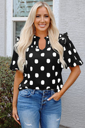 Polka de lunares negros estampado shirred yugo muescas muescas blusa con manga de globo
