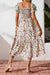 Robe beige à petites fleurs et imprimé floral, smockée, col carré, volants, manches courtes