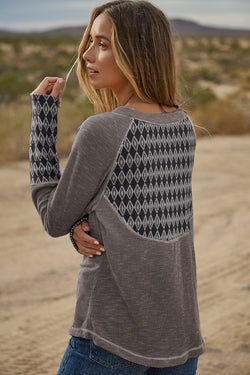 Top a manica lunga a costine di patchwork grigio