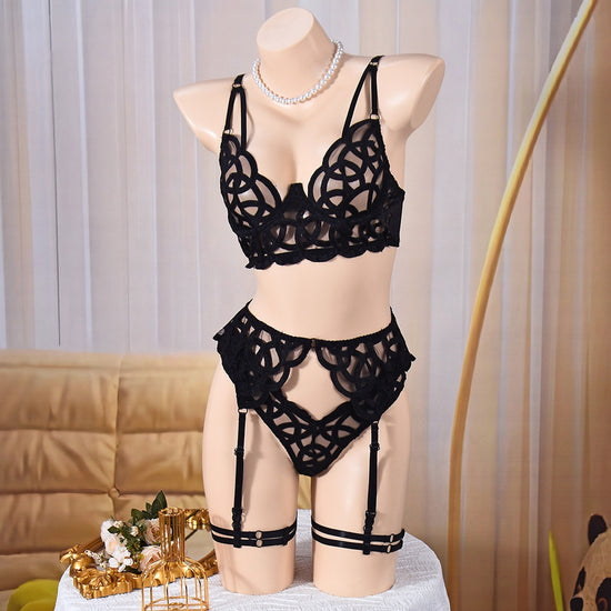 Mistério elegante – conjunto preto bordado de 3 peças