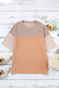 Flitte laterali a costine a costine di colore rosa Top a mezza manica